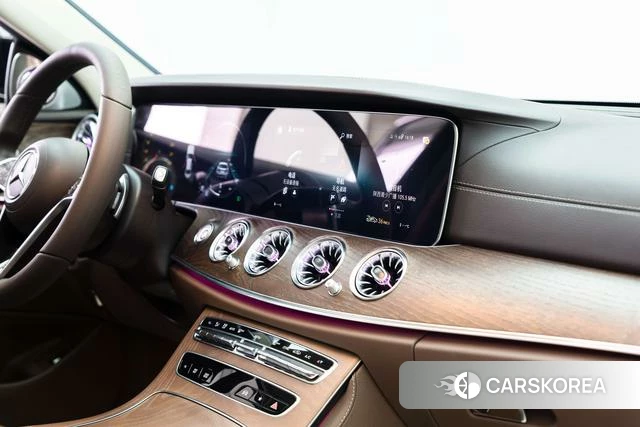 Mercedes-Benz E-class id 4313478 из Китая 9