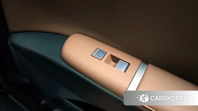 Hyundai Grandeur Hybrid (GN7) id 3026971 из Кореи 9