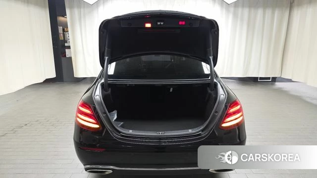 Mercedes-Benz E-Class W213 id 3893728 из Кореи 9