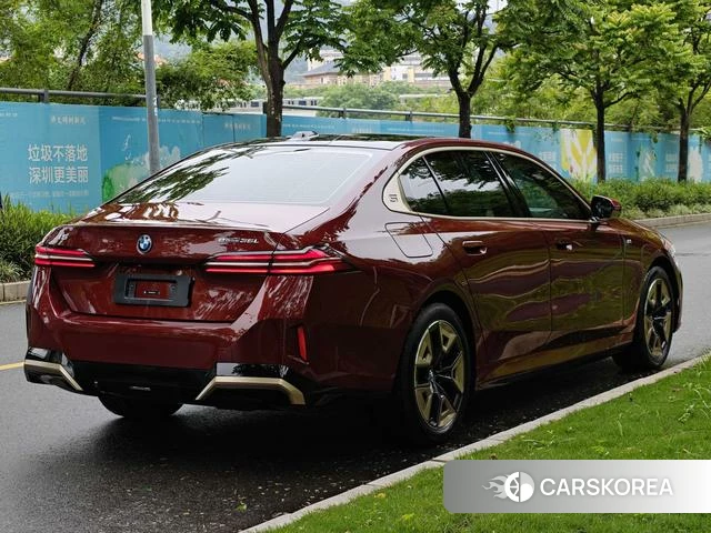 BMW i5 id 4290987 из Китая 9