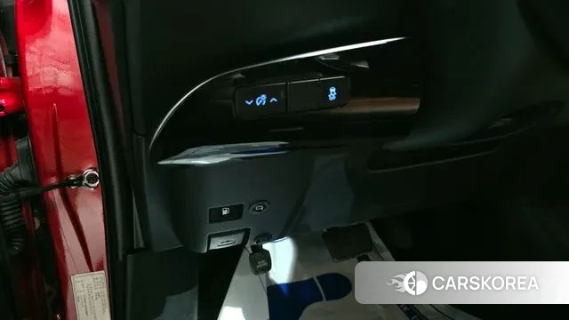 Toyota Prius 4th Generation id 3308112 из Кореи 9