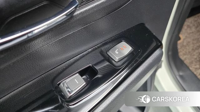 Ssangyong Beautiful Korando id 4331538 из Кореи 9