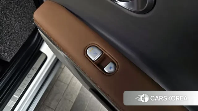 Hyundai Ionic 5 id 3611479 из Кореи 9