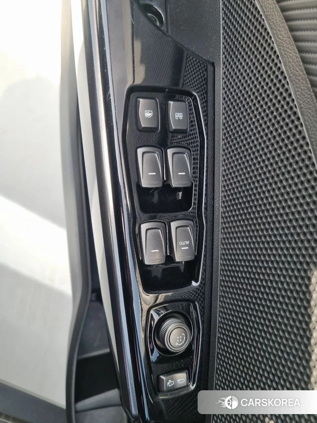 Ssangyong Berry New Tivoli id 4187603 из Кореи 9