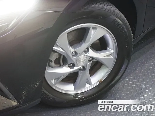 Hyundai Avante (CN7) id 2948227 из Кореи 9