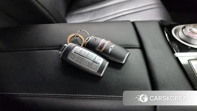 Genesis G80 (RG3) id 3597719 из Кореи 9