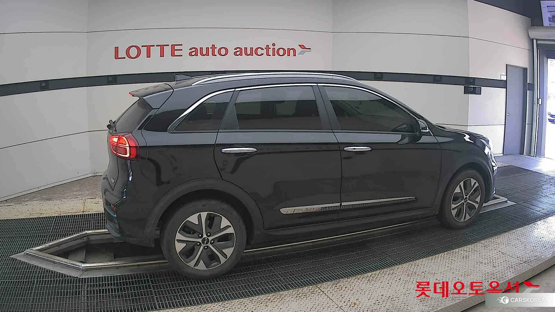 Kia Niro EV id 4902345 из Кореи 9