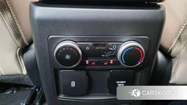 Ford Explorer 6th Generation id 3883286 из Кореи 9