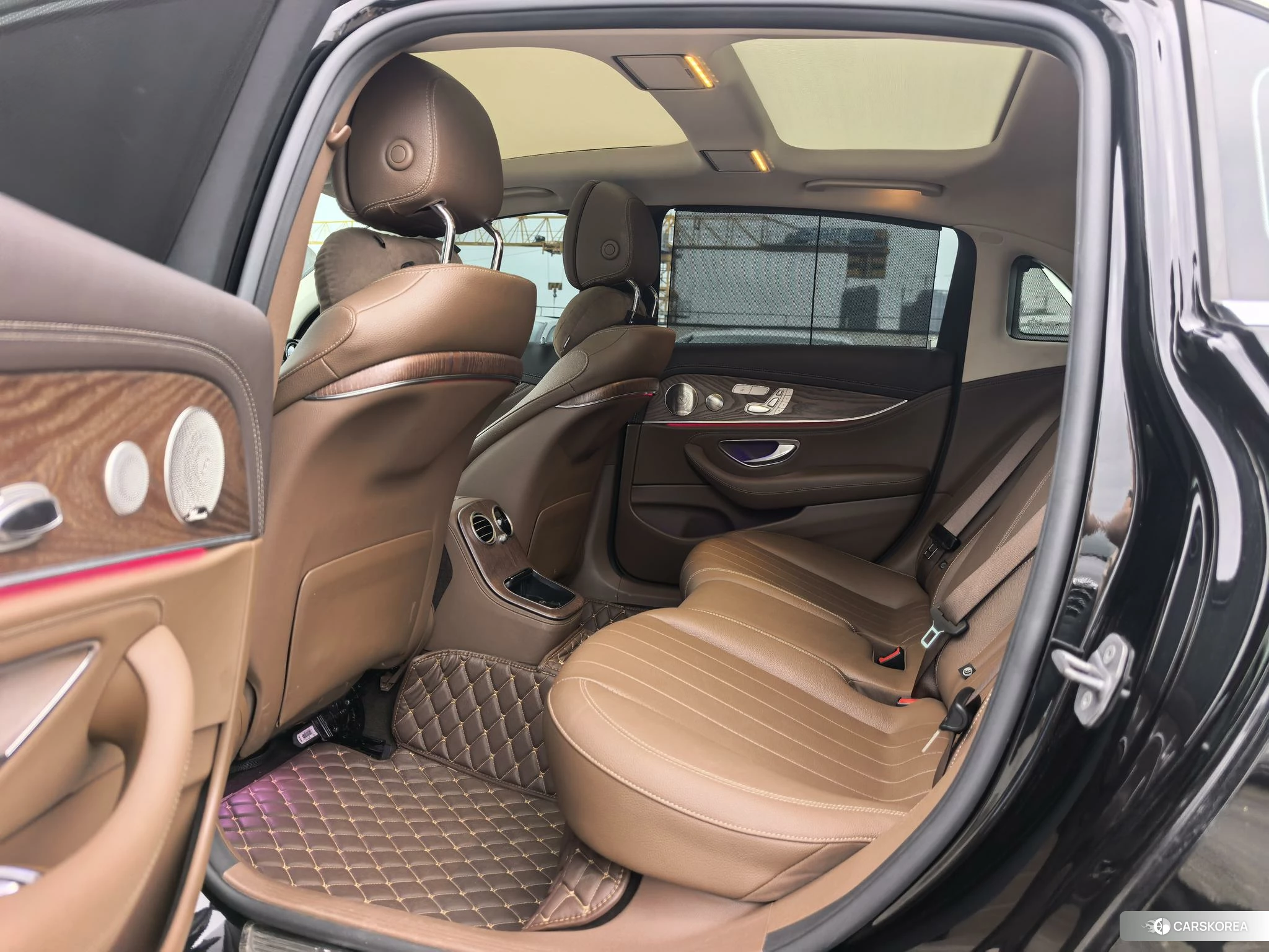 Mercedes-Benz E-class id 4487200 из Китая 9