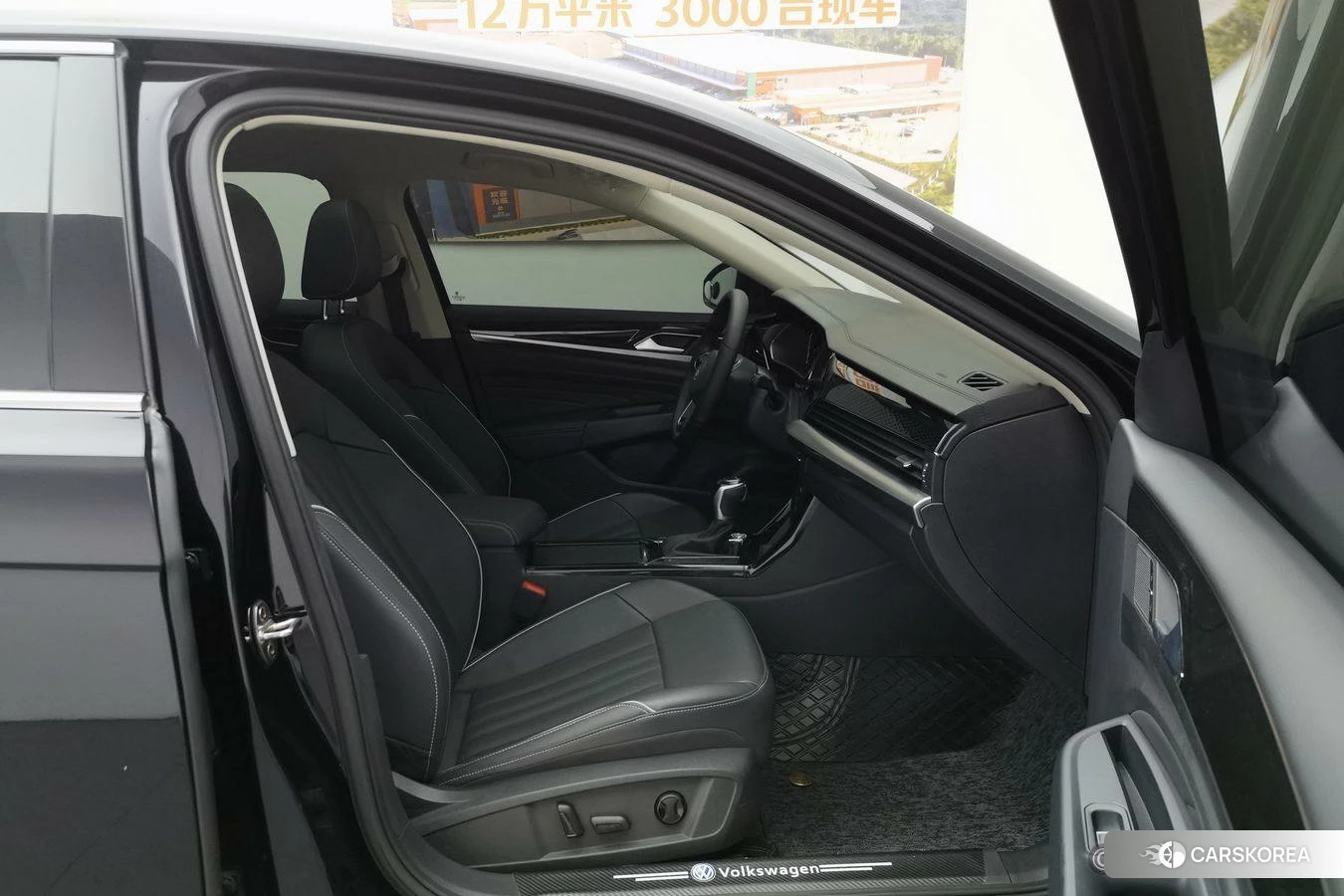 Volkswagen Passat id 4510854 из Китая 9