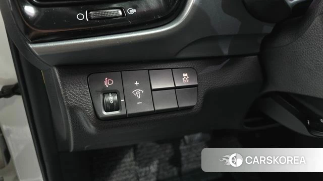 Kia Stonic id 4429831 из Кореи 9