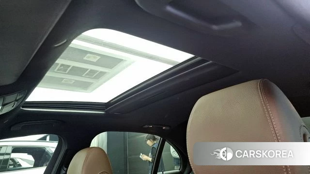 Mercedes-Benz E-Class W213 id 4195428 из Кореи 9