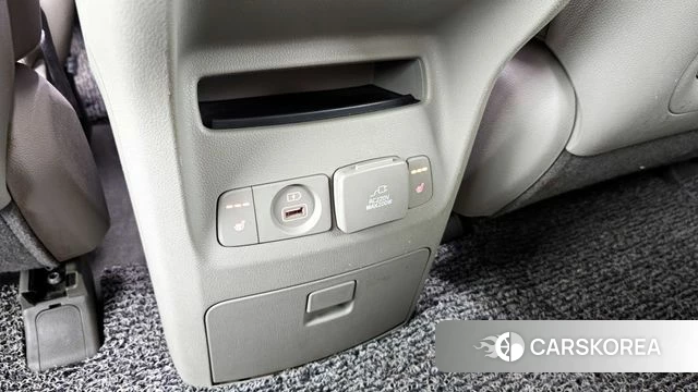 Kia All New Carnival id 4180703 из Кореи 9