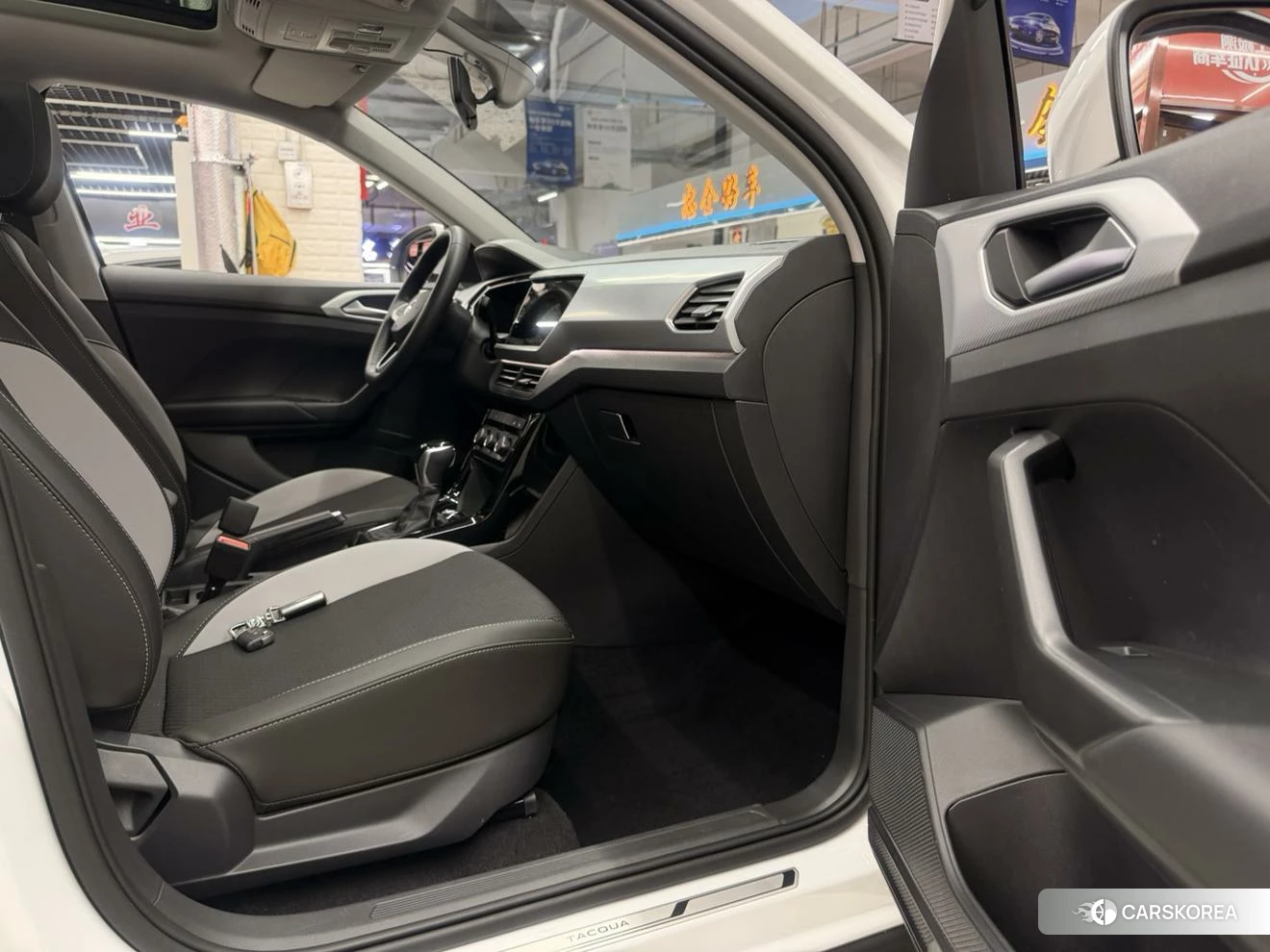 Volkswagen Exploring the shadow id 4493105 из Китая 9