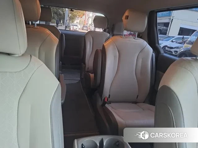 Kia Carnival 4th generation id 3280224 из Кореи 9