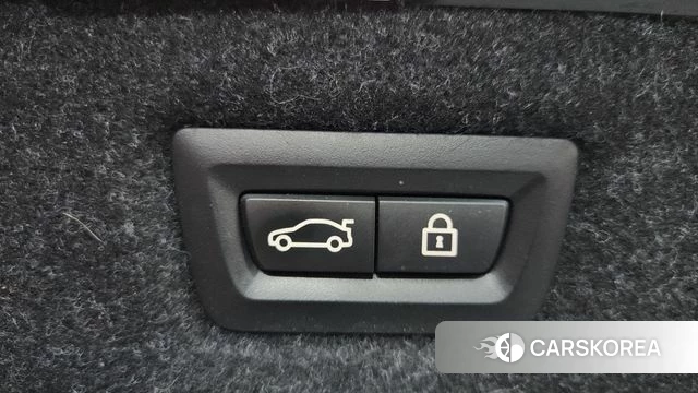 BMW 5 Series (G30) id 4727359 из Кореи 9