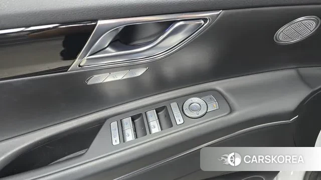 Genesis GV80 id 3224885 из Кореи 9