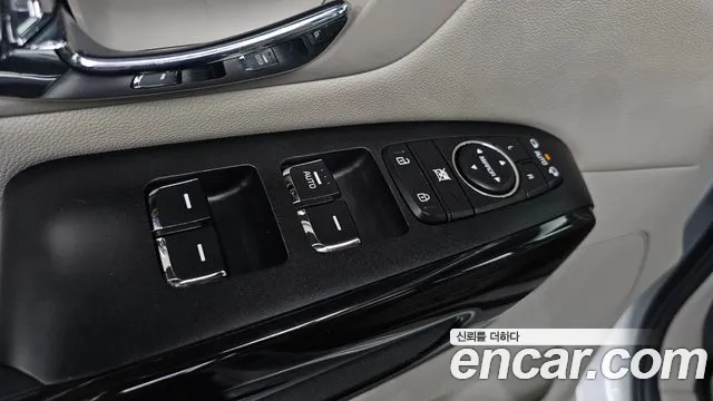 Kia The New Carnival id 2714318 из Кореи 9