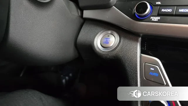 Hyundai Avante AD id 3060853 из Кореи 9