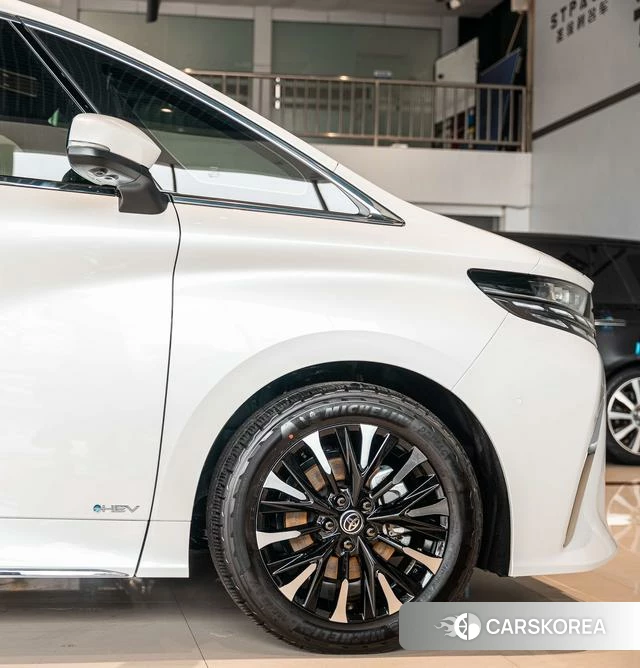 Toyota Elfa id 4275417 из Китая 9