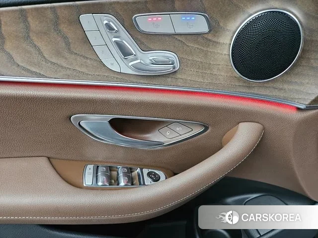 Mercedes-Benz E-Class W213 id 3058503 из Кореи 9