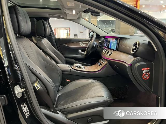 Mercedes-Benz E-class id 3890863 из Китая 9