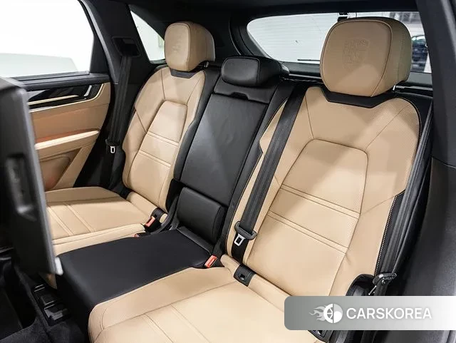 Porsche Cayenne (PO536) id 3031631 из Кореи 9