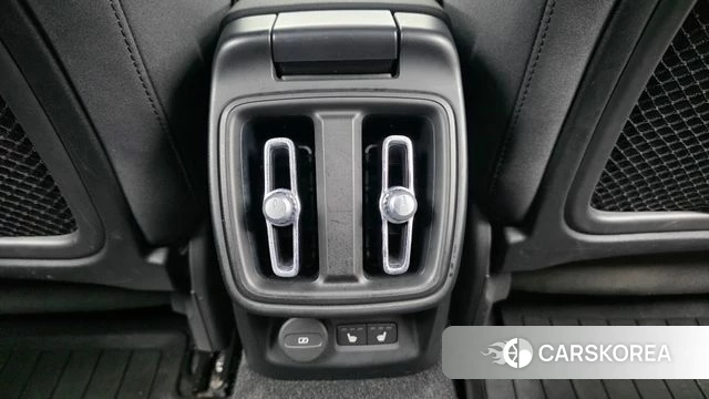 Polestar Polestar 2 id 4572648 из Кореи 9