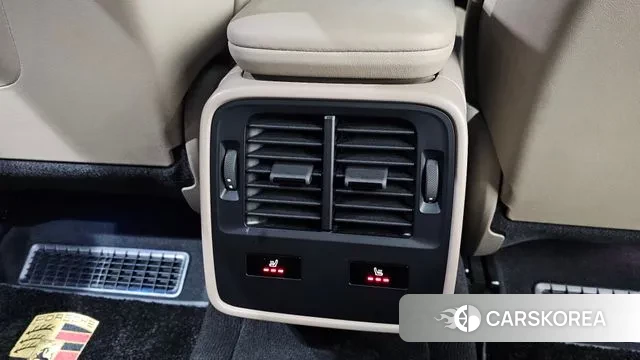 Porsche Taycan id 3721832 из Кореи 9