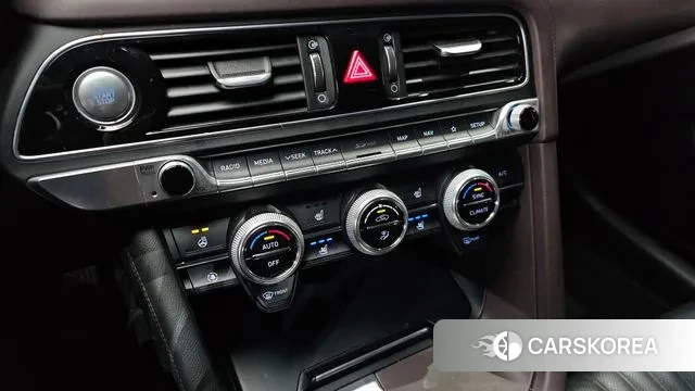 Genesis G70 id 3374875 из Кореи 9