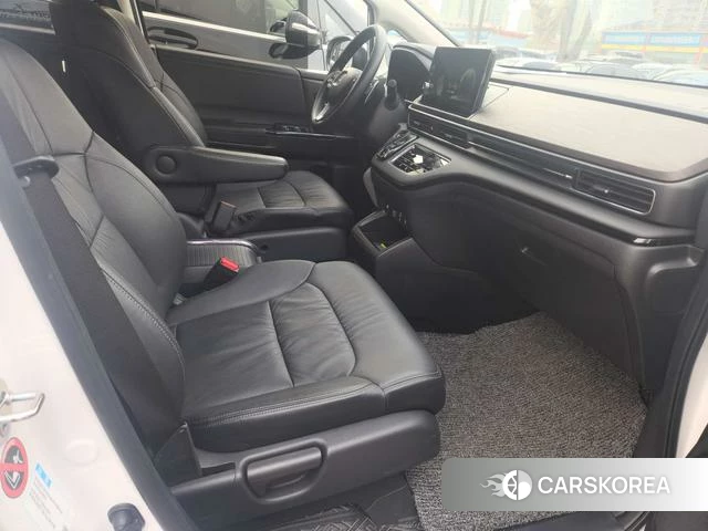 Honda Odyssey id 4255829 из Китая 9