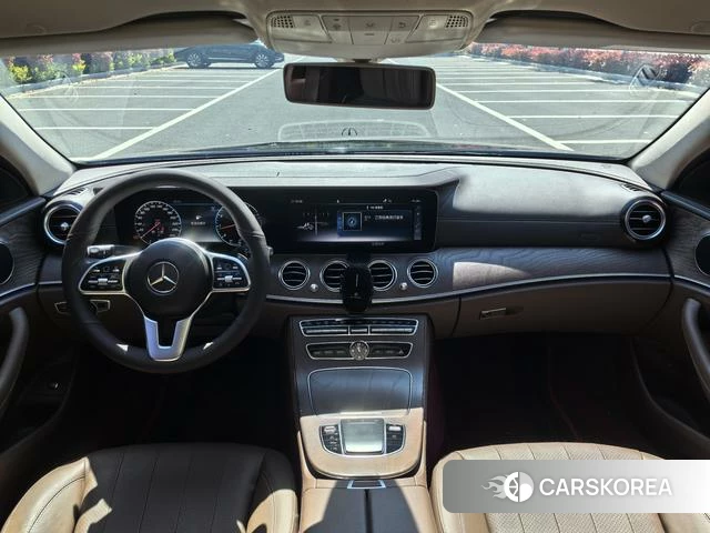 Mercedes-Benz E-class id 4221748 из Китая 9