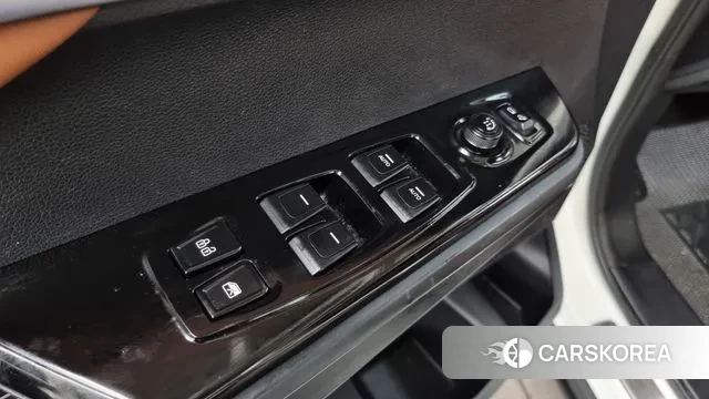 Ssangyong Torres id 3237016 из Кореи 9