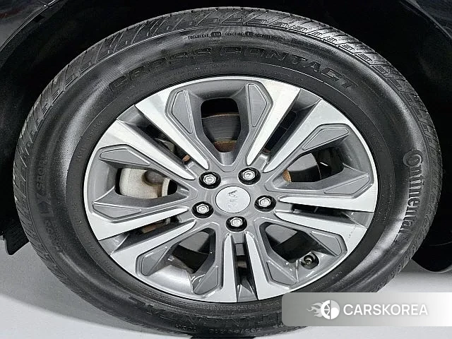 Kia The New Carnival id 3622240 из Кореи 9