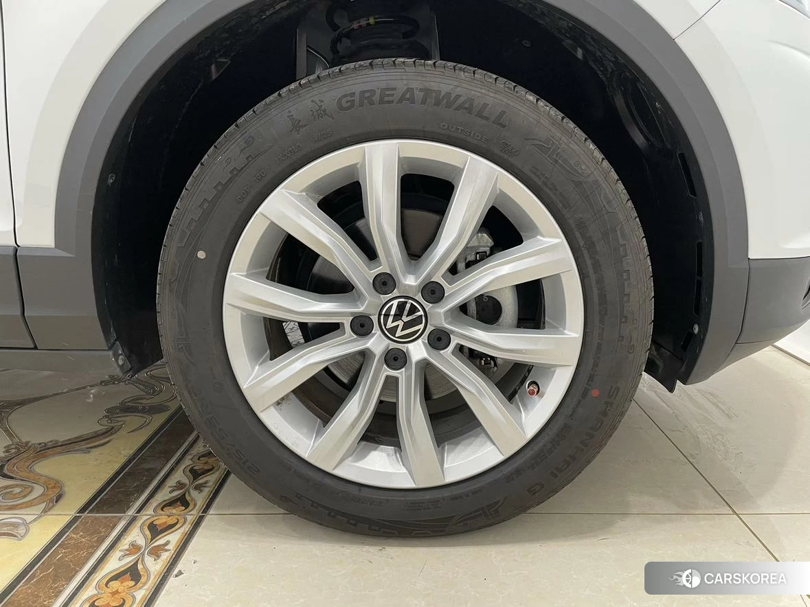 Volkswagen T-Roc id 4510402 из Китая 9