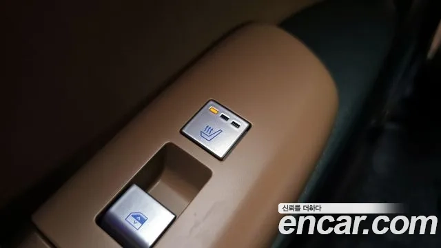 Hyundai Grandeur Hybrid (GN7) id 2910300 из Кореи 9