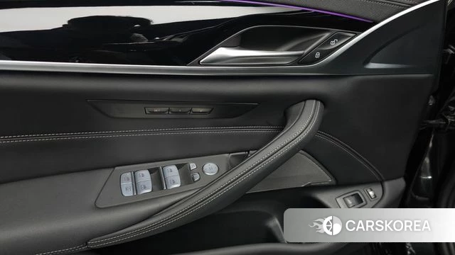 BMW 5 Series (G30) id 4711039 из Кореи 9