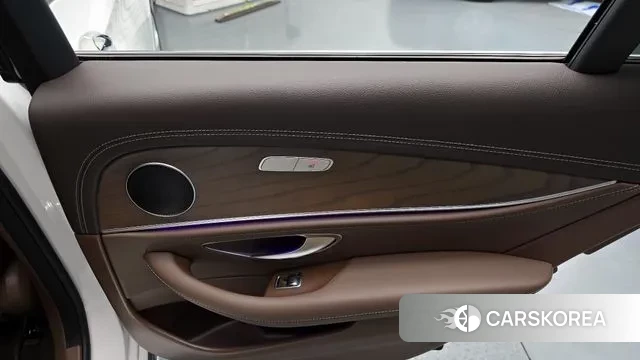 Mercedes-Benz E-Class W213 id 3525674 из Кореи 9