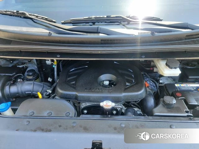 Hyundai The New Grand Starex id 4356697 из Кореи 9