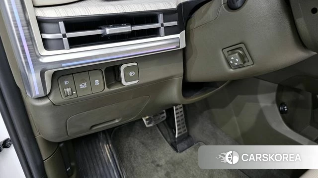 Hyundai Santa Fe (MX5) id 3909596 из Кореи 9