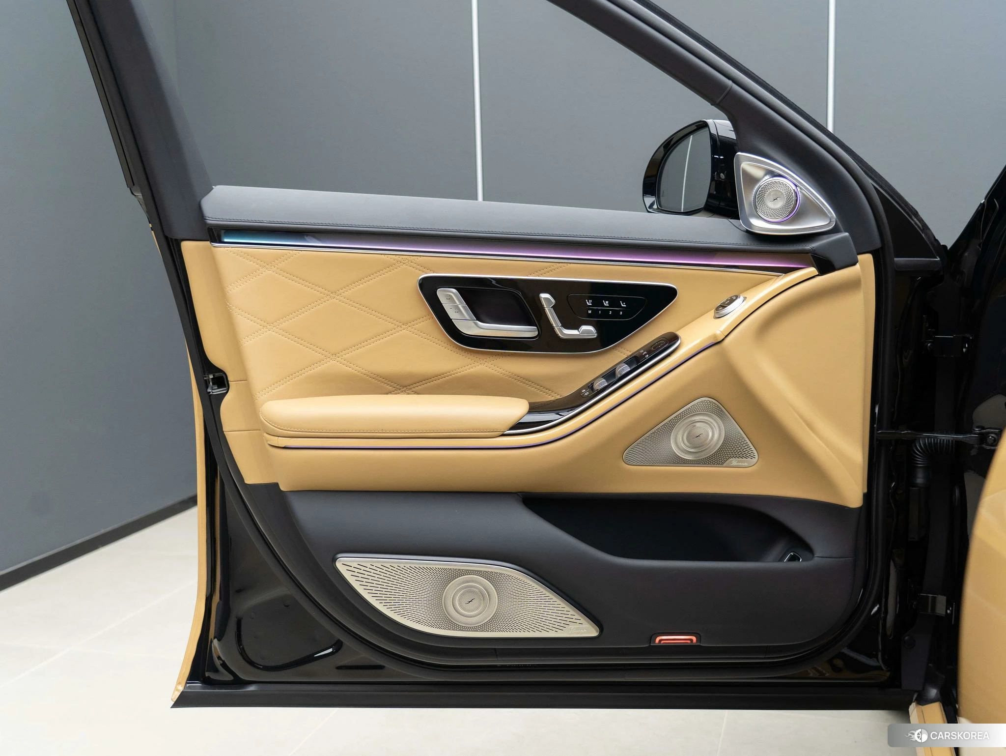 Mercedes-Benz Maybach S-class id 4440773 из Китая 9