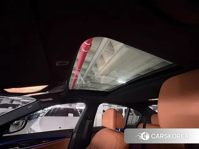 BMW 5 Series (G30) id 3493019 из Кореи 9