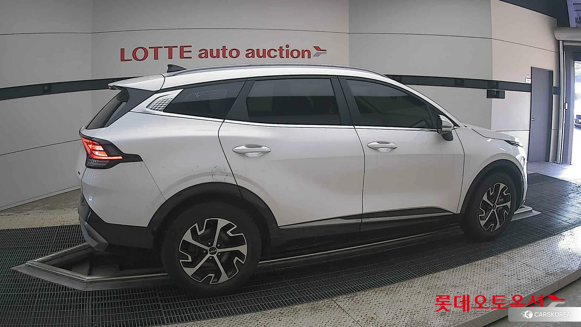 Kia Sportage Hybrid id 4669063 из Кореи 9