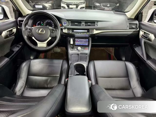 Lexus CT id 4221293 из Китая 9