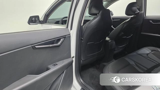 Kia Di Ol Nu Niro id 4244335 из Кореи 9