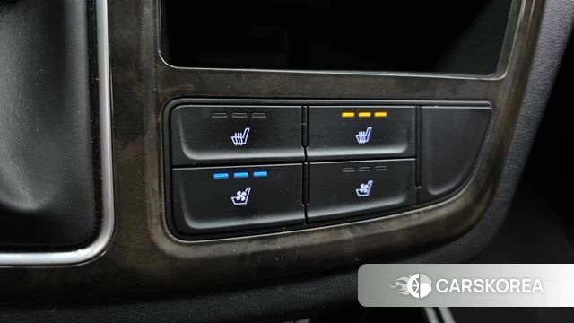 Hyundai The New Grand Starex id 3880209 из Кореи 9