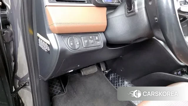 Hyundai The New Grand Starex id 3396431 из Кореи 9