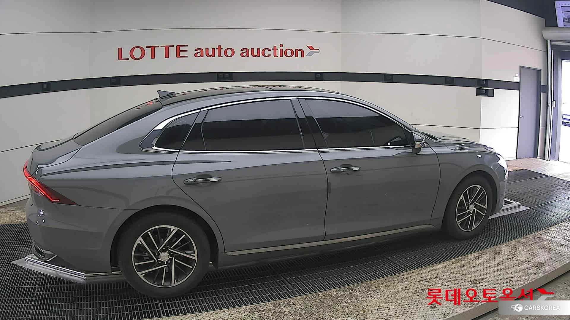 Hyundai Grandeur id 3875813 из Кореи 9