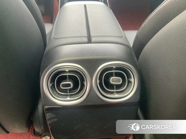 Mercedes-Benz Class C id 4265400 из Китая 9