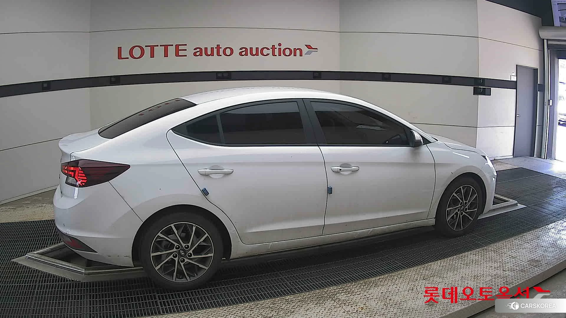 Hyundai Avante id 4289330 из Кореи 9